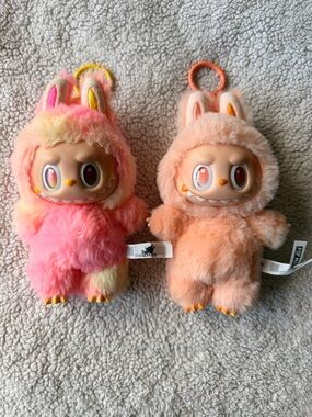 LABUBU keychain